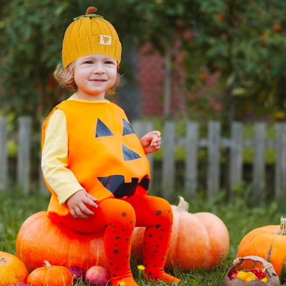 Baby pumpkin hat 🎃 - Picture 2 of 2